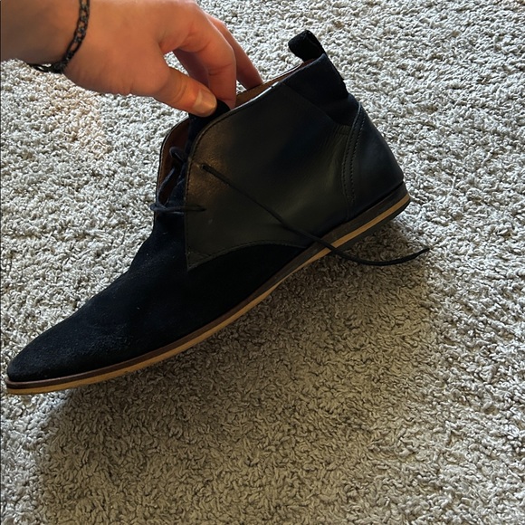 Men's Black Suede Shoes - Picture 3 of 5